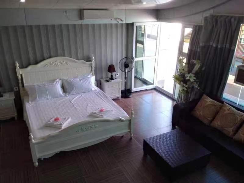 Crystal Beach Hotel Port-Vila Extérieur photo