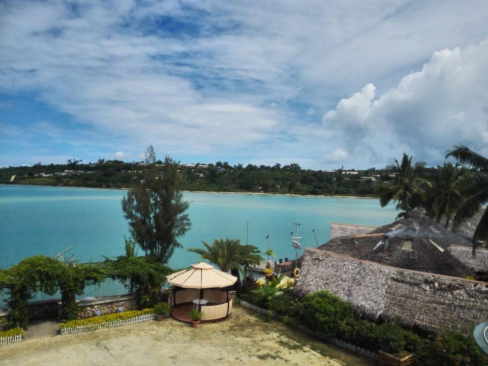 Crystal Beach Hotel Port-Vila Extérieur photo